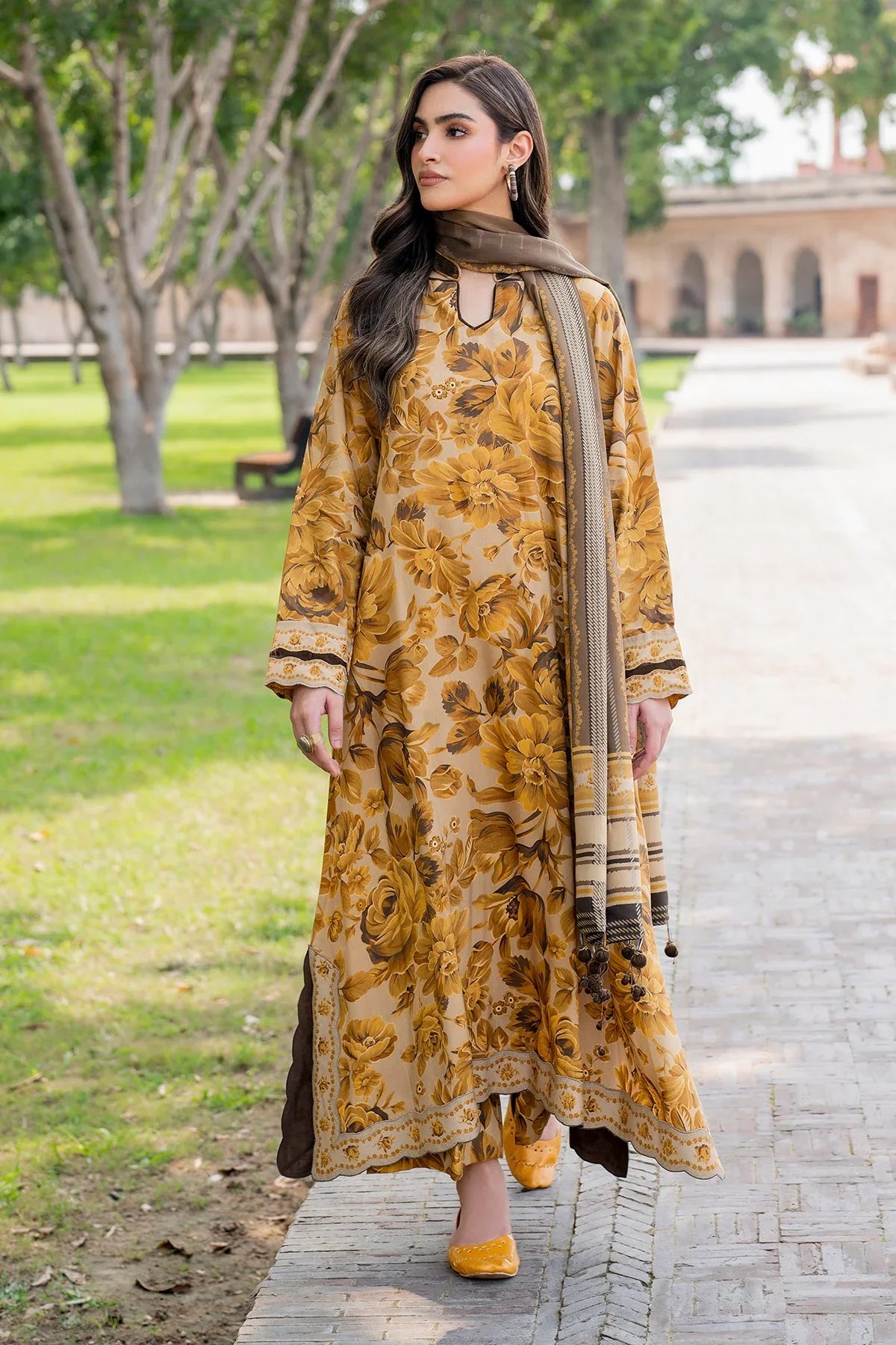 Baroque D-792 Printed three piece suit mustard ( summer )