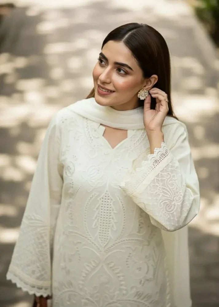 MZ-235 Dhanak Embroidered 3pc