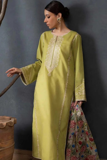 sapphire  Embroidered lawn Three Piece sp-36