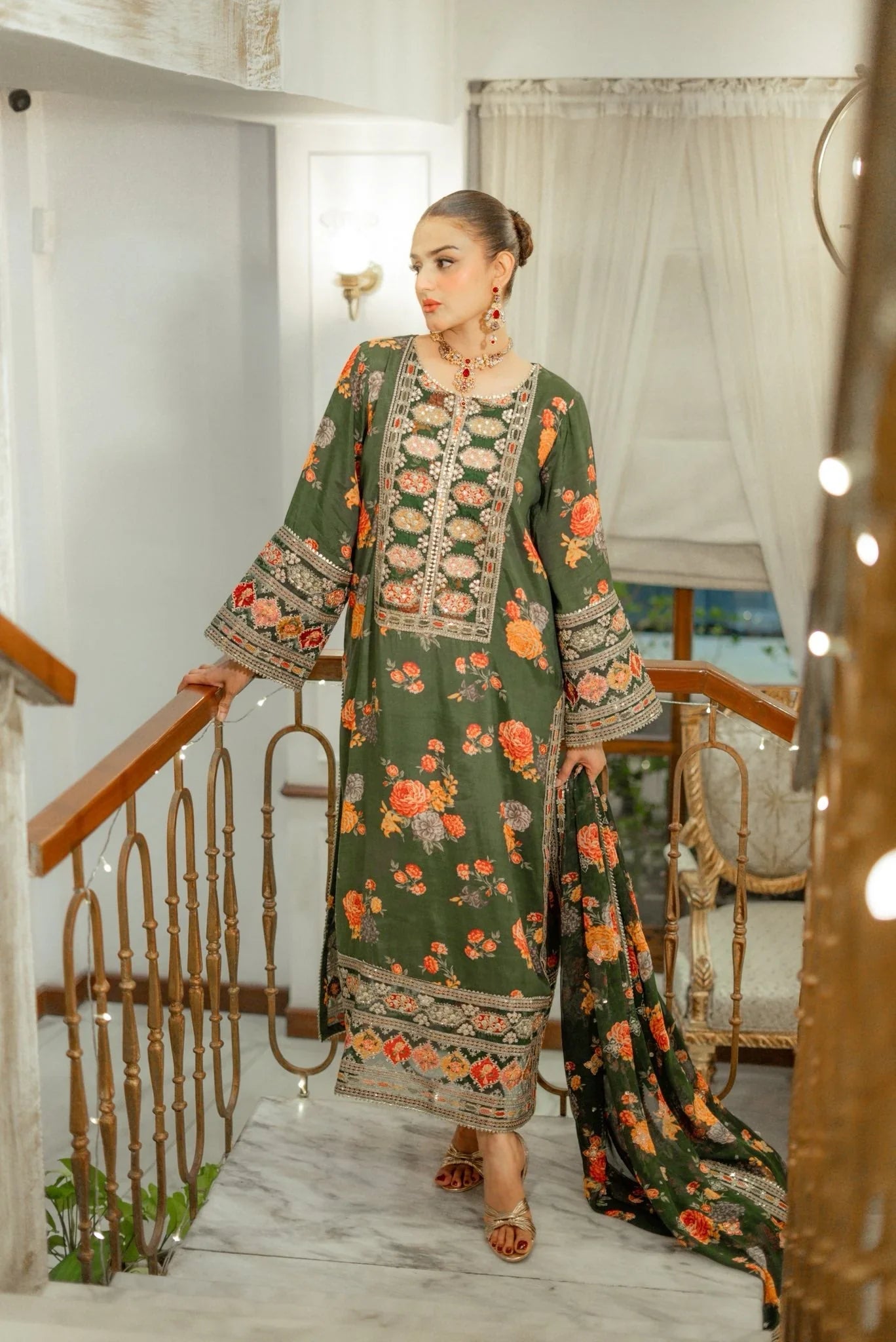 fcc-1001 (Mongia) Printed Airjet Shamoz Silk Three Piece