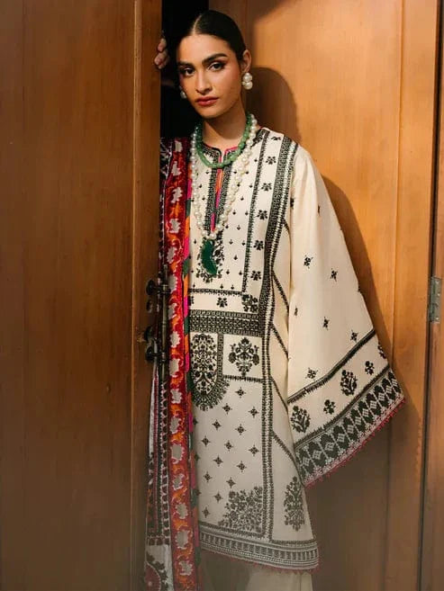 Sapphire SP-35 Embroidered Lawn 3pc