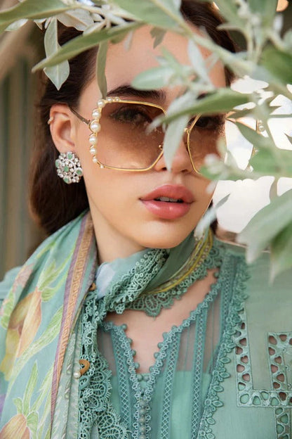 Maria B Chikenkari Embroidered lawn Three Piece MB-0127