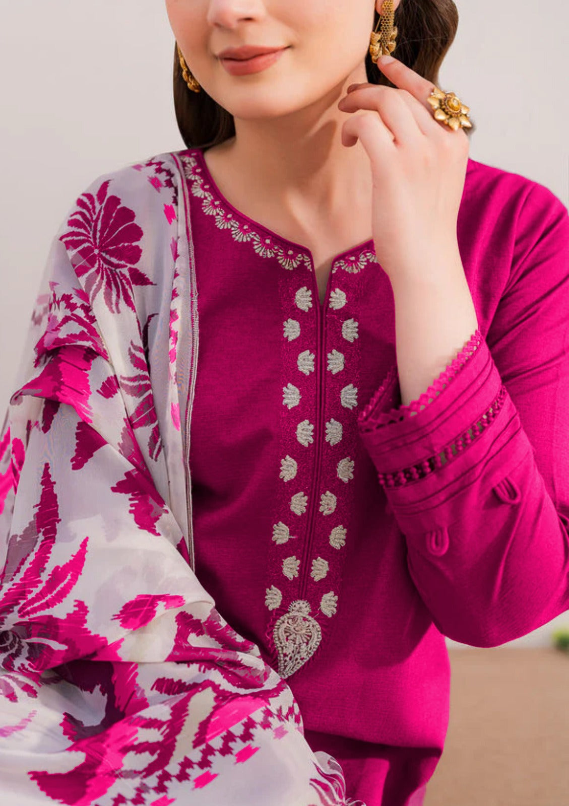 Zarashahjhan Embroidered lawn Three Piece COCO-163 (lawn)