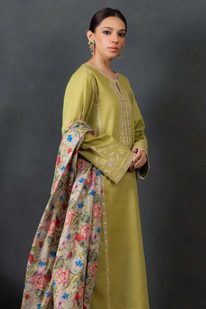 sapphire  Embroidered lawn Three Piece sp-36